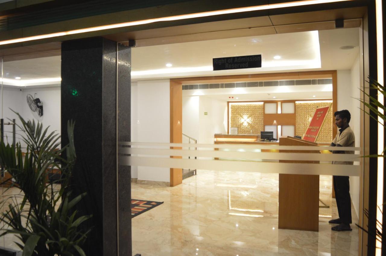 Hotel Apsara Shoranur Kültér fotó